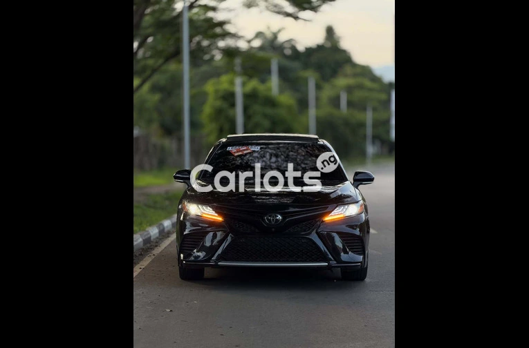 2018 Toyota Camry XSE Premium Sport Sedan for sale in Asokoro, FCT - thumbnail 2