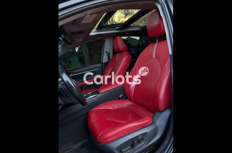 2018 Toyota Camry XSE Premium Sport Sedan - 6/7