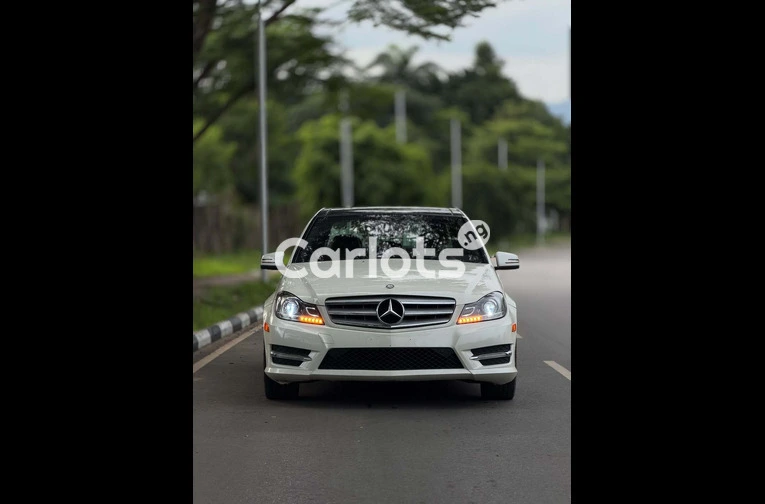 2013 Mercedes-Benz C350 - 2/7