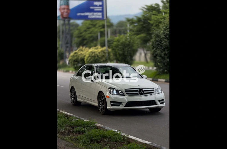 2013 Mercedes-Benz C350 for sale in Asokoro, FCT - photo 3 of 7