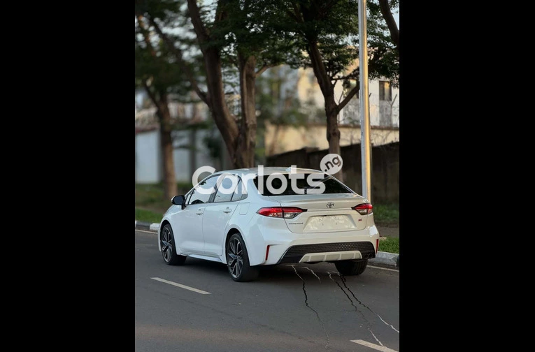 Foreign Used 2019 Toyota Corolla SE - 7/7