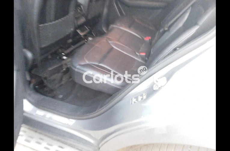 Tokunbo 2013 Mercedes benz CLK63 AMG - 3/7