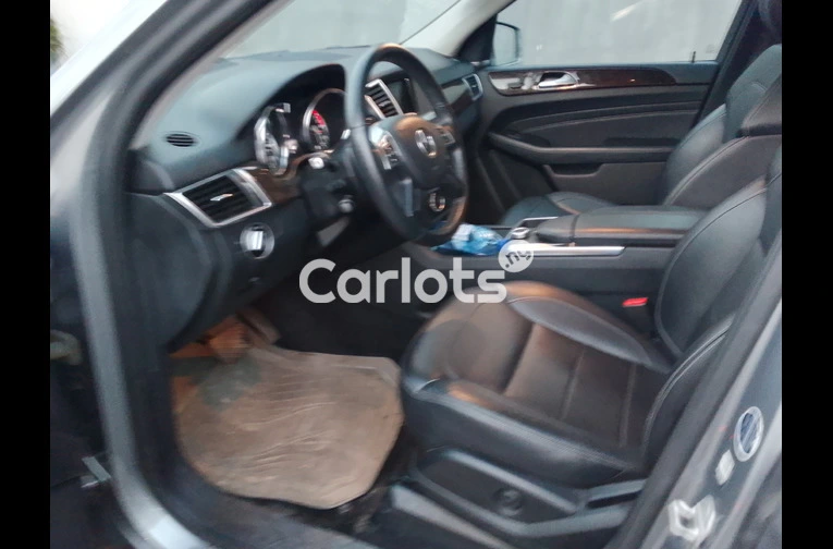 Tokunbo 2013 Mercedes benz CLK63 AMG - 5/7