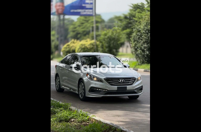 Foreign Used 2015 Hyundai Sonata Sport - 2/7