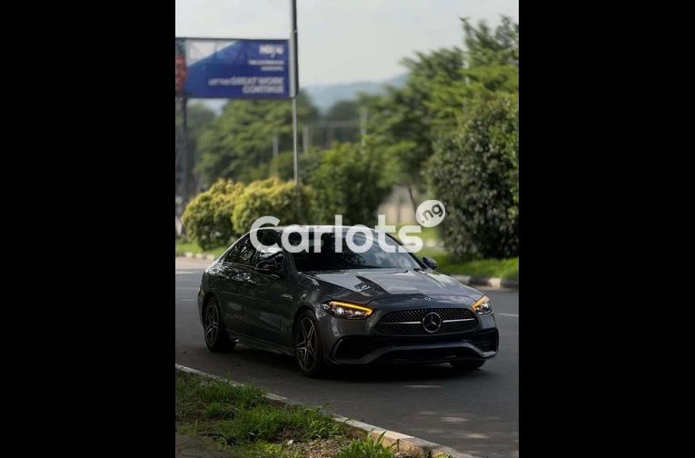 2024 Mercedes-Benz C300 - 3/7