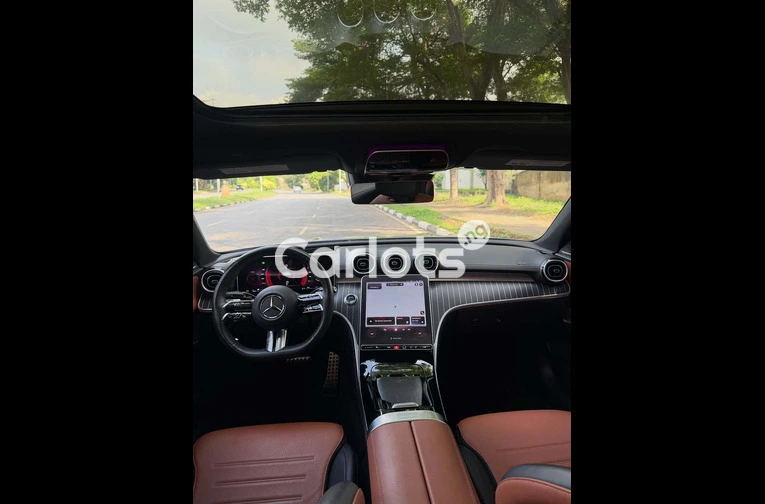 2024 Mercedes-Benz C300 - 5/7