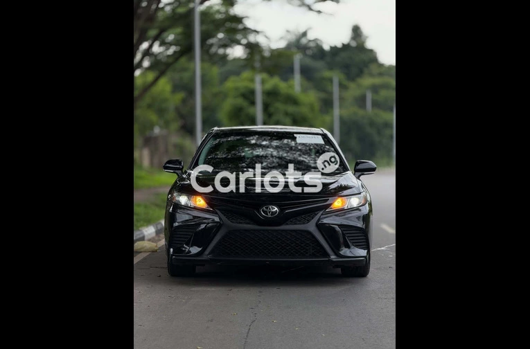 2018 Toyota Camry SE for sale in Asokoro, FCT - photo 2 of 7