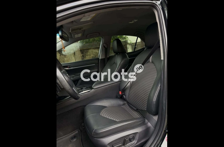 2018 Toyota Camry SE for sale in Asokoro, FCT - photo 6 of 7