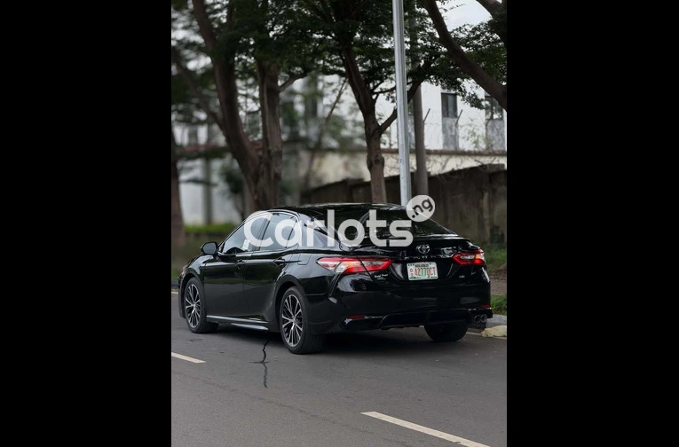 2018 Toyota Camry SE for sale in Asokoro, FCT - thumbnail 7