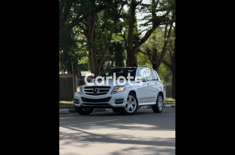 2015 Mercedes-Benz GLK350
