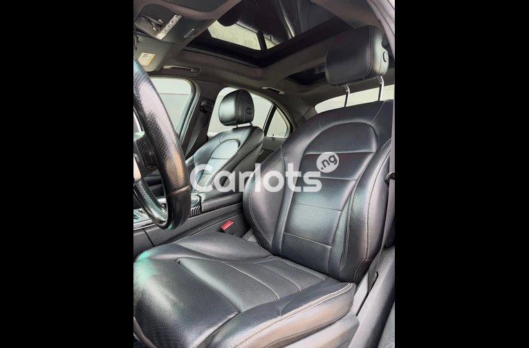 Extremely Clean 2015 Mercedes-Benz C300 - 4/7