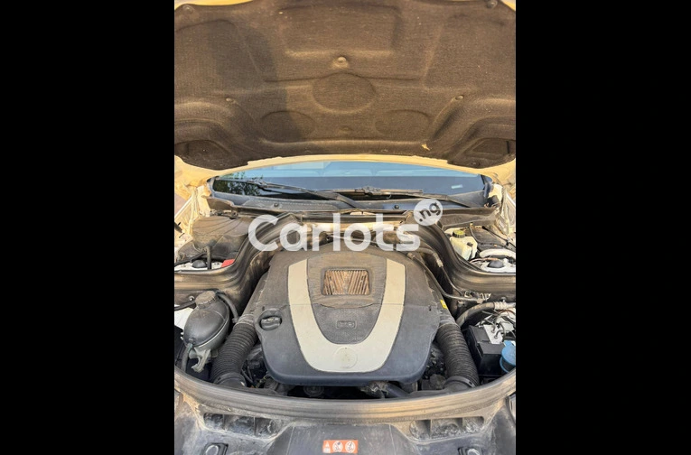 2012 Mercedes Benz GLK350 for sale in Nassarawa, Kano - thumbnail 4