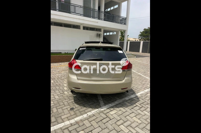 2010 Toyota Venza for sale in Ajah, Lagos - photo 6 of 7