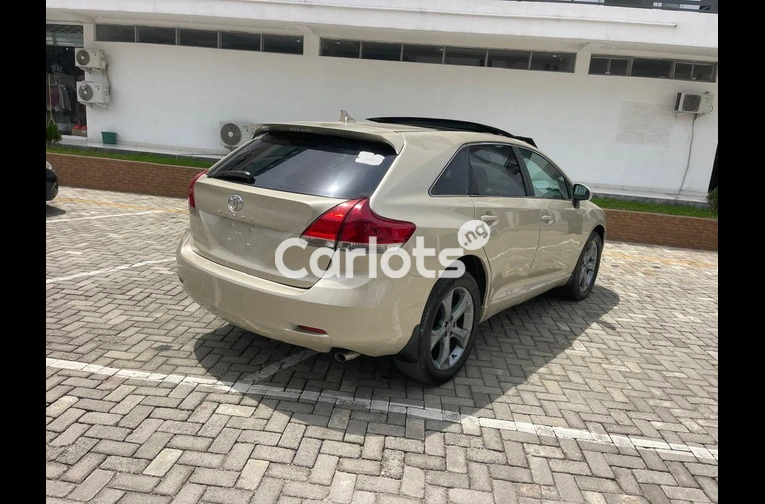 2010 Toyota Venza for sale in Ajah, Lagos - photo 7 of 7