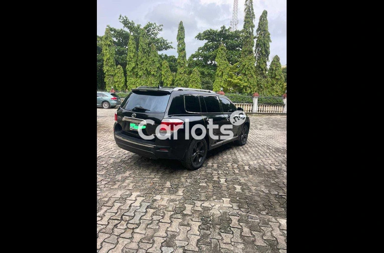 2012 Toyota Highlander limited edition full option for sale in Ajah, Lagos - photo 6 of 6