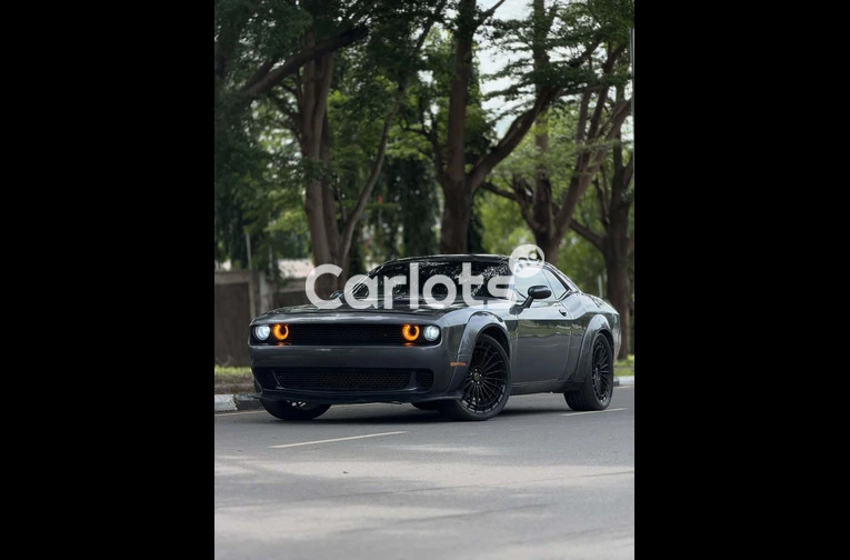 Foreign Used 2020 Dodge Challenger