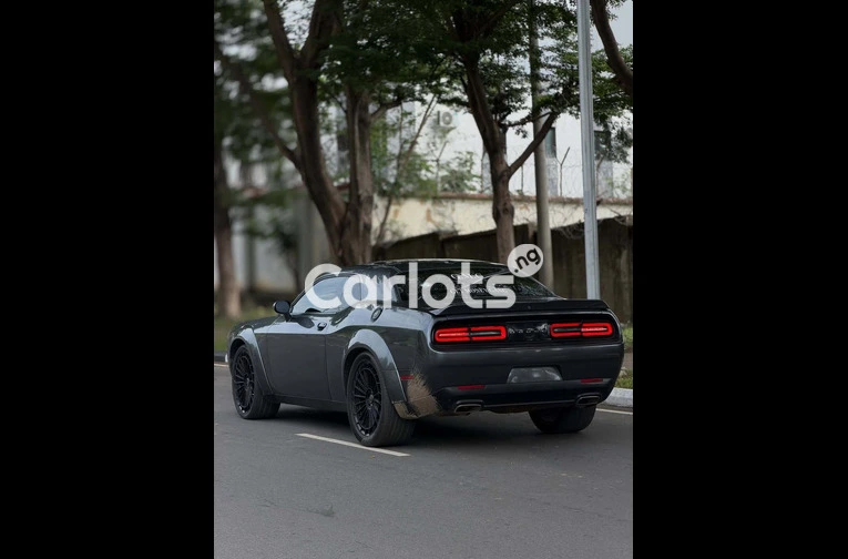 Foreign Used 2020 Dodge Challenger for sale in Asokoro, FCT - thumbnail 7