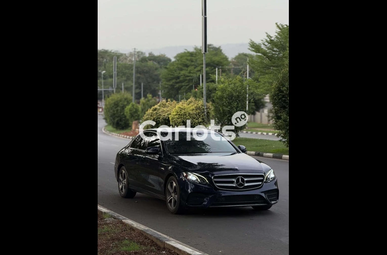 2017 Mercedes-Benz E300 for sale in Asokoro, FCT - photo 3 of 7