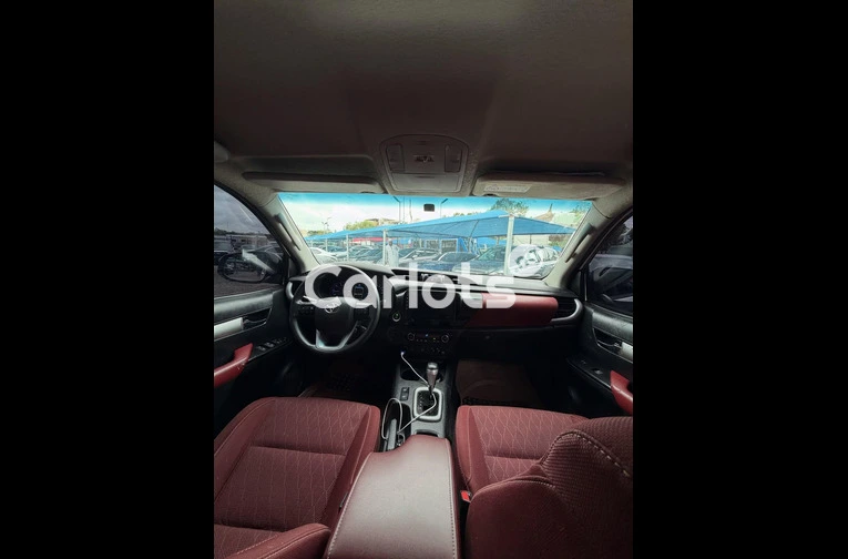 2021 TOYOTA HILLUX V4 for sale in Garki, FCT - photo 5 of 6