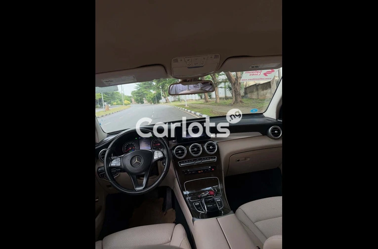 2016 Mercedes-Benz GLC300 - 5/7