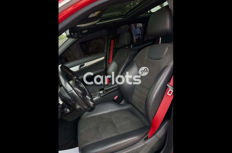 Foreign Used 2013 Mercedes-Benz C350 for sale in Asokoro, FCT - thumbnail 6
