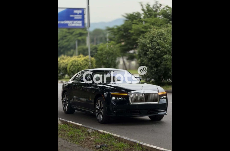 2024 Rolls-Royce Spectre - 3/7