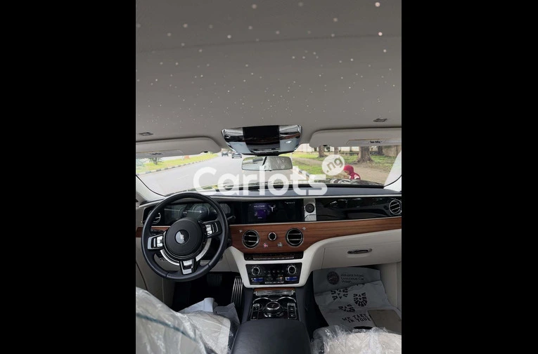 2024 Rolls-Royce Spectre - 5/7