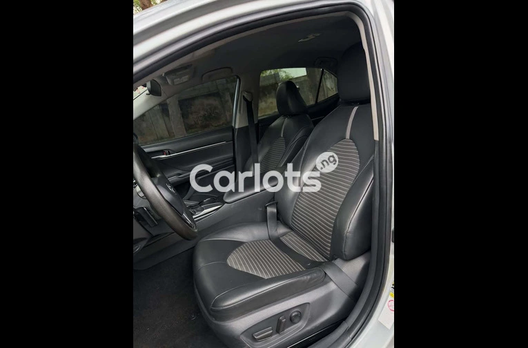 Foreign Used 2018 Toyota Camry SE - 6/7