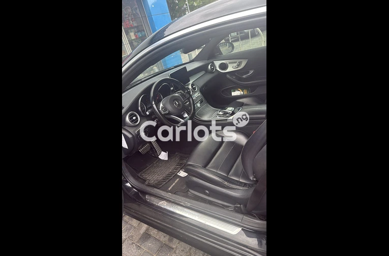 Mercedes Benz C300 2017 4MATIC Coupe - 2/6