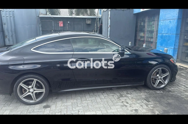 Mercedes Benz C300 2017 4MATIC Coupe - 3/6