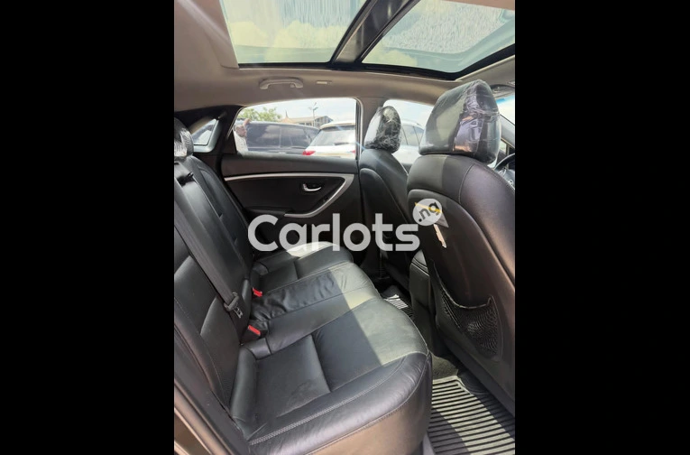 Foreign Used 2012 Hyundai Elantra GT - 3/6