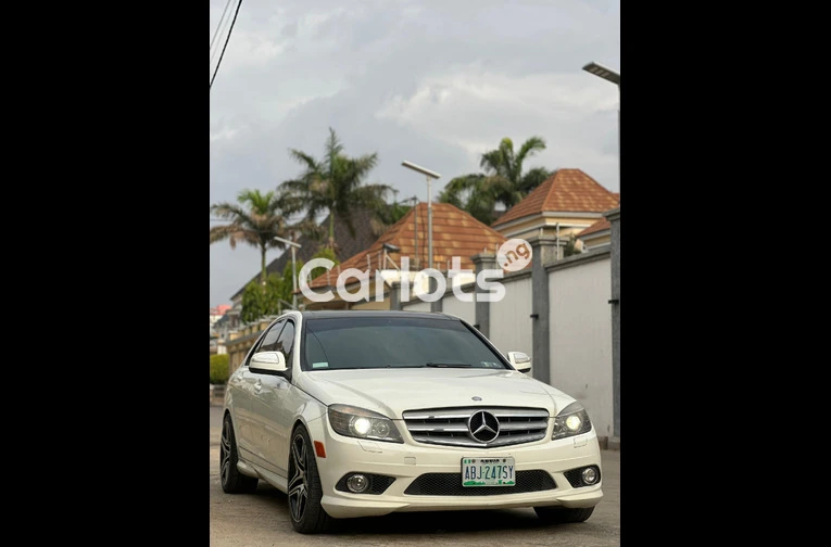 2010 MERCEDES BENZ C300 for sale in Nassarawa, Kano - photo 1 of 7