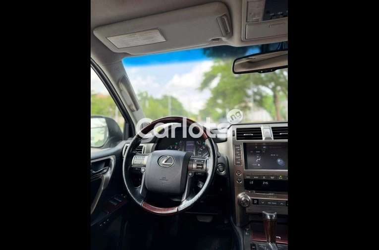 Foreign Used 2016 Lexus GX460 - 4/7