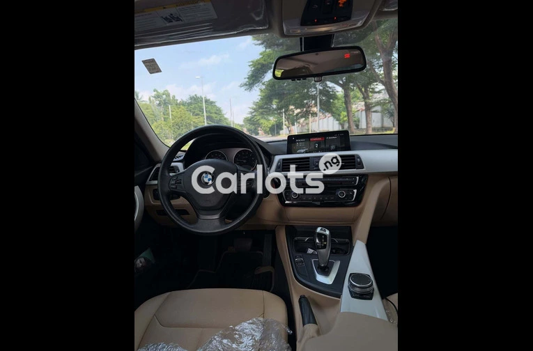 Foreign Used 2019 BMW 320i - 4/7