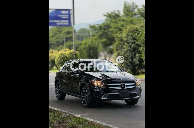 2016 Mercedes-Benz GLA250 - 3/7