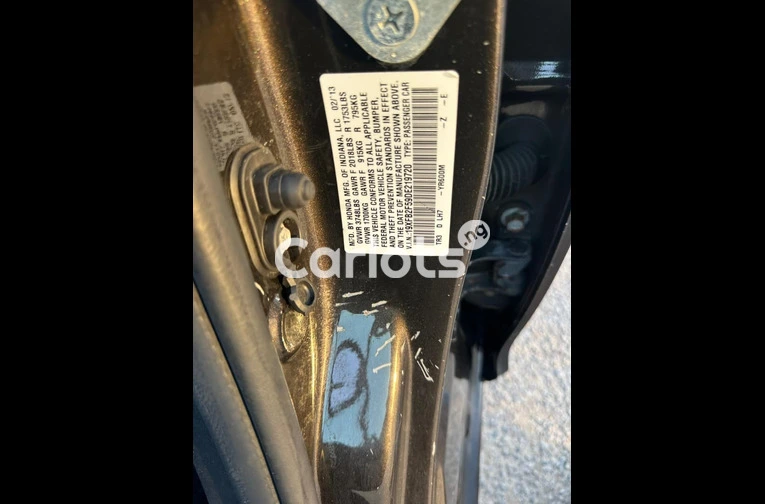 Foreign used 2013 Honda Civic - 3/7