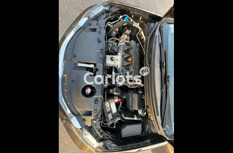 Foreign used 2013 Honda Civic - 6/7