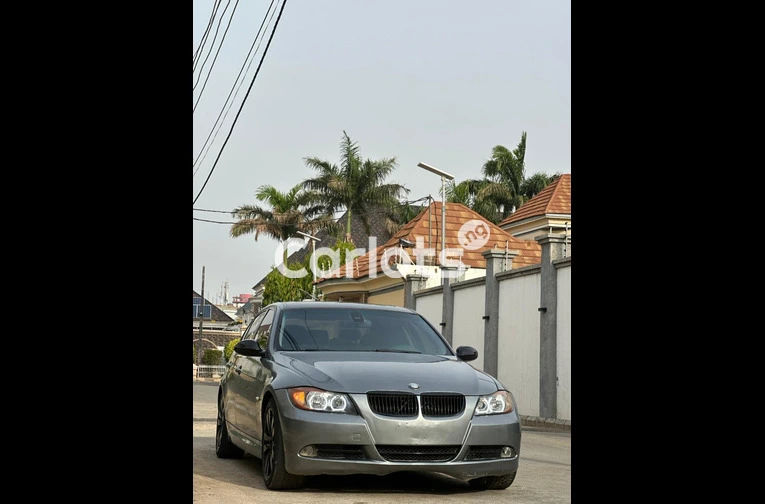 Clean 2006 BMW 320i