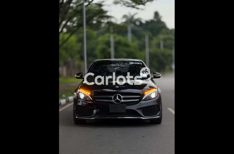 2015 Mercedes-Benz C400 - 2/7