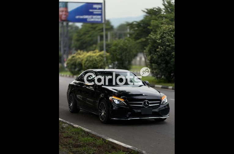 2015 Mercedes-Benz C400 - 3/7