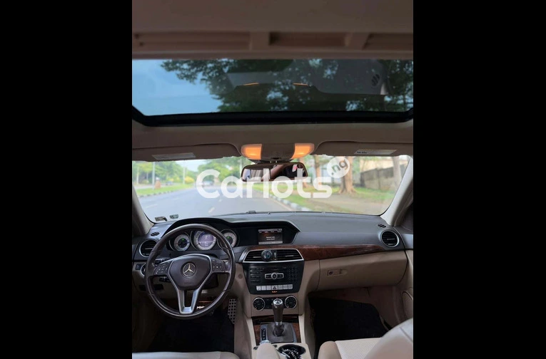 2013 Mercedes-Benz C300 - 5/7