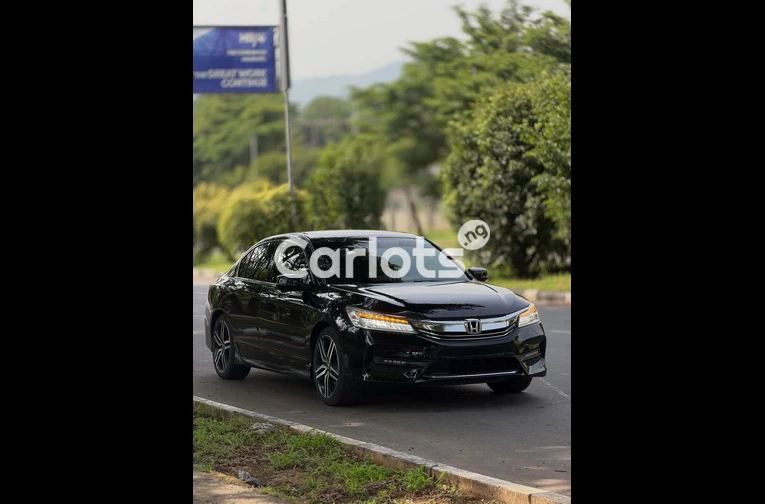 2016 Honda Accord Touring - 3/7