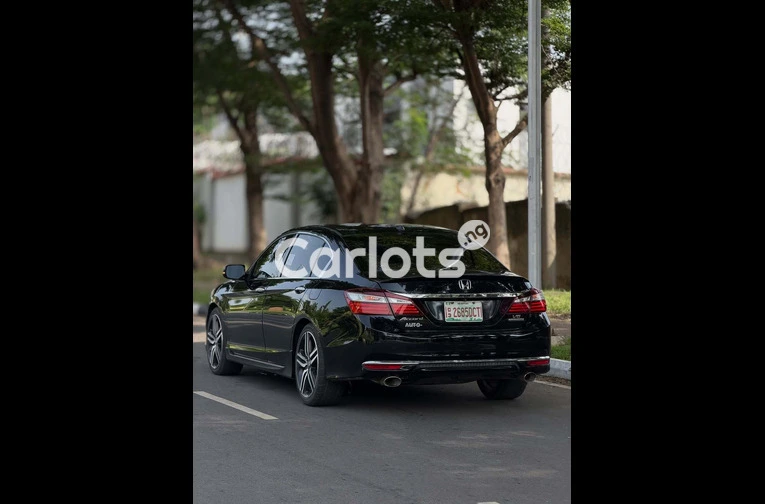 2016 Honda Accord Touring - 7/7