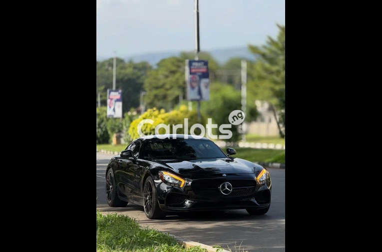 2017 Mercedes-AMG GTS - 3/7