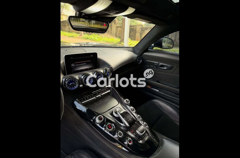 2017 Mercedes-AMG GTS - 5/7