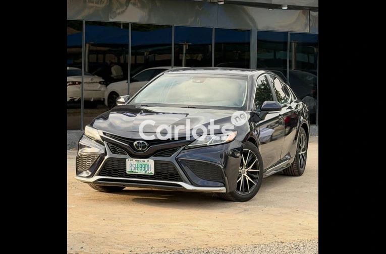 TOYOTA CAMRY 2021 SE AWD
