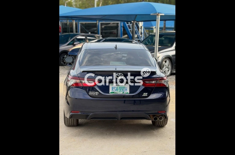 TOYOTA CAMRY 2021 SE AWD - 6/6