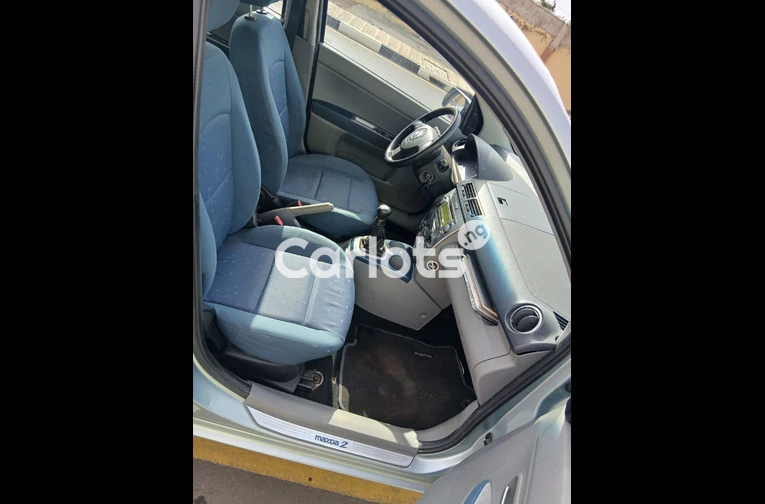 FOREIGN USED MANUAL MAZDA 2 - 2/7