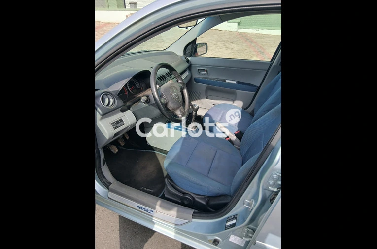 FOREIGN USED MANUAL MAZDA 2 - 6/7