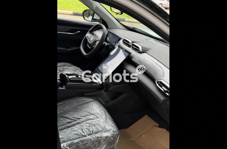 Brand-new Dongfeng 2025 - 2/7